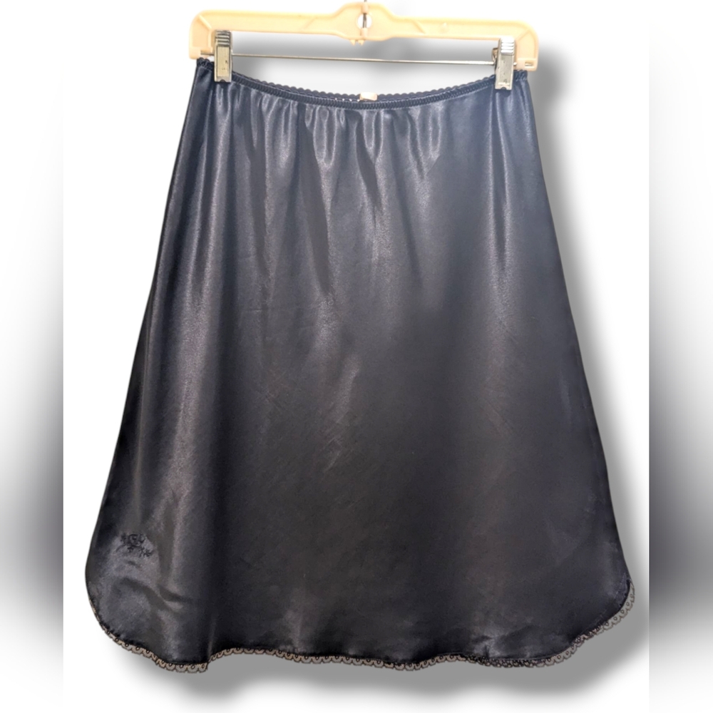 OLGA Vintage Black Satin Half Slip Elastic Waist w/ Lace Trim Hem- L
